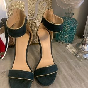 Charlotte Russe Green Gold Ankle Strap Heels Size 7